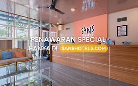 Sans WM Hotel Blitar